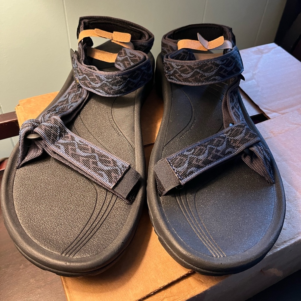 Brand new Teva sandals men’s 11